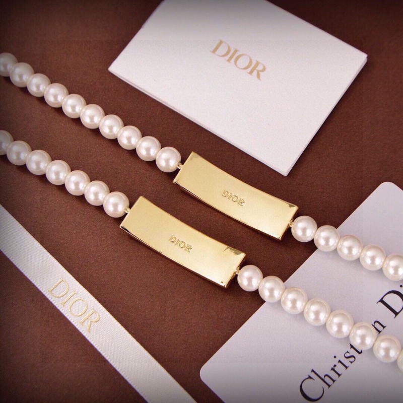 chr1st1an D10r necklaces